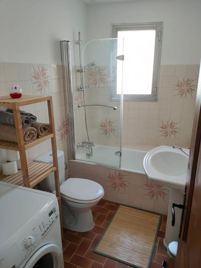 Charmant Appartement Au Coeur Du Village Tourrettes-sur-Loup Exterior foto