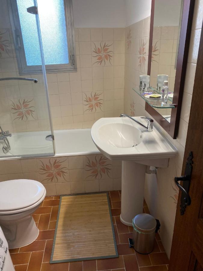Charmant Appartement Au Coeur Du Village Tourrettes-sur-Loup Exterior foto